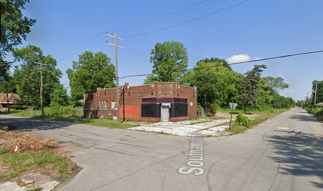 Existing corner building at Southampton and Barham before renovation.